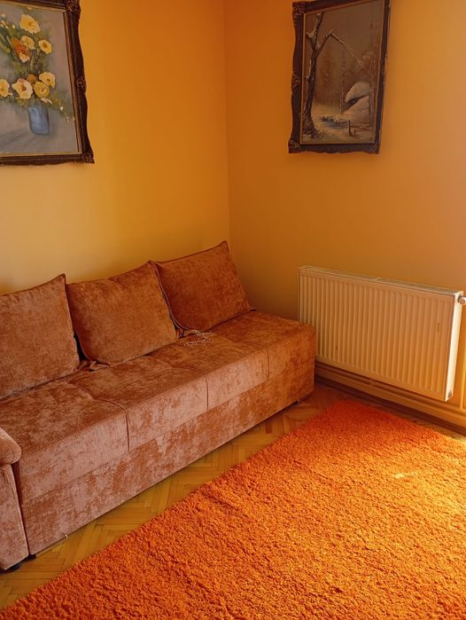 Închiriez apartament 3 camere