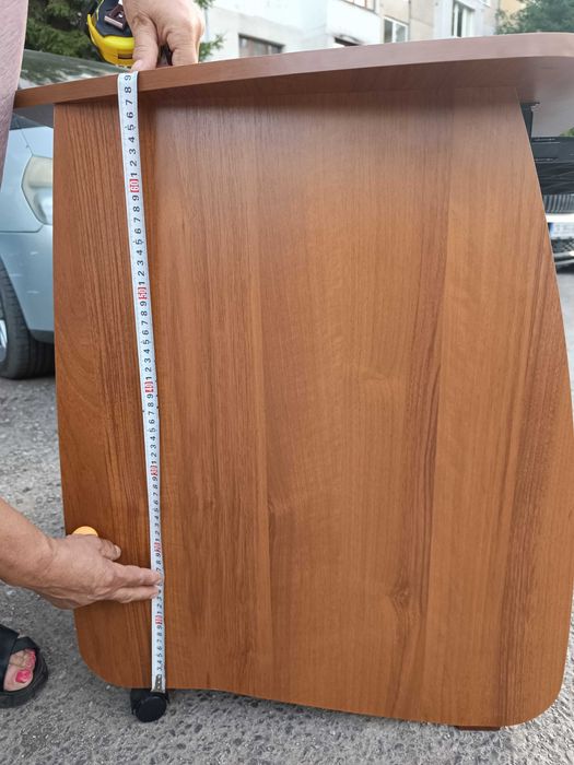 Бюро за компютър в добро състояние