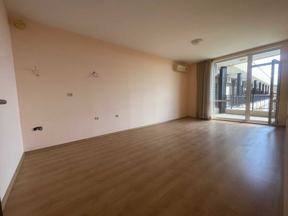 Продава се Двустаен апартамент в Свети Влас - 82 кв.м за 1358 €/кв.м - Снимка #12