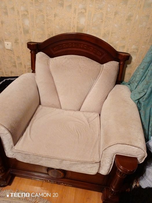 Диван и 2кресла дерево