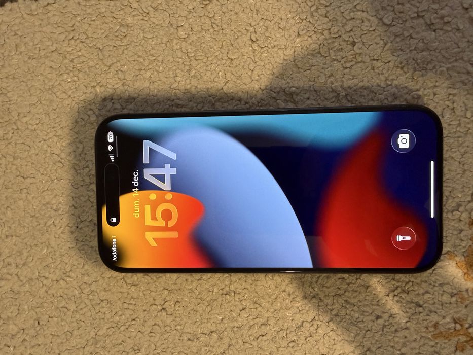 Iphone 15 pro black titanium