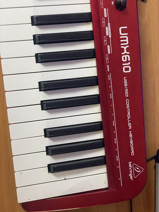 Мини клавиатура хорошем состоянии