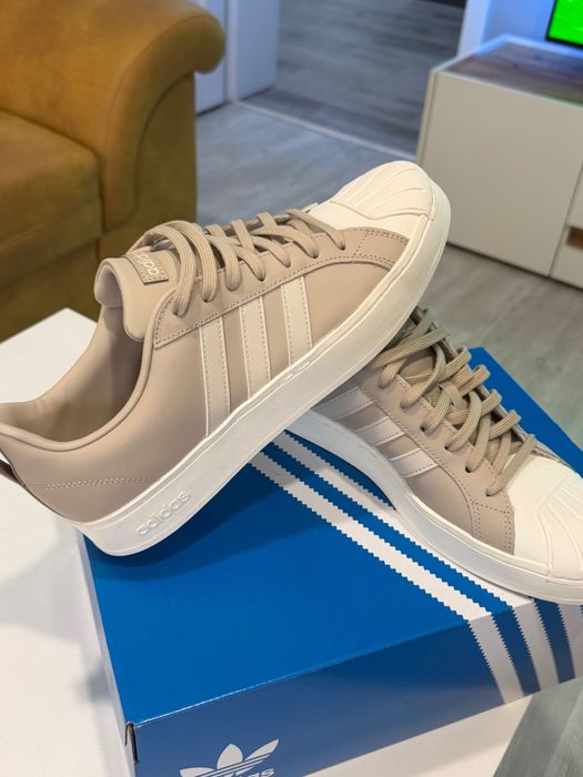 Нови Кецове Adidas