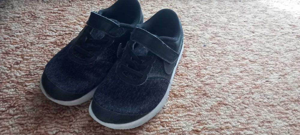 Nike Найки маратонки за момче, 30 номер