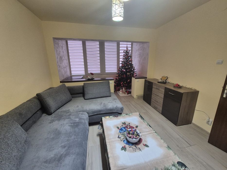 De vânzare apartament cu 3 camere