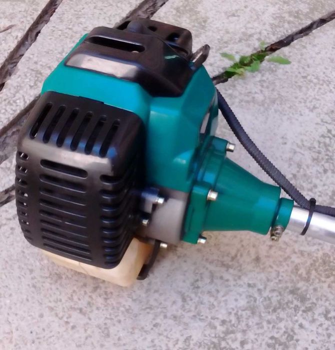 Бензинов тример за трева