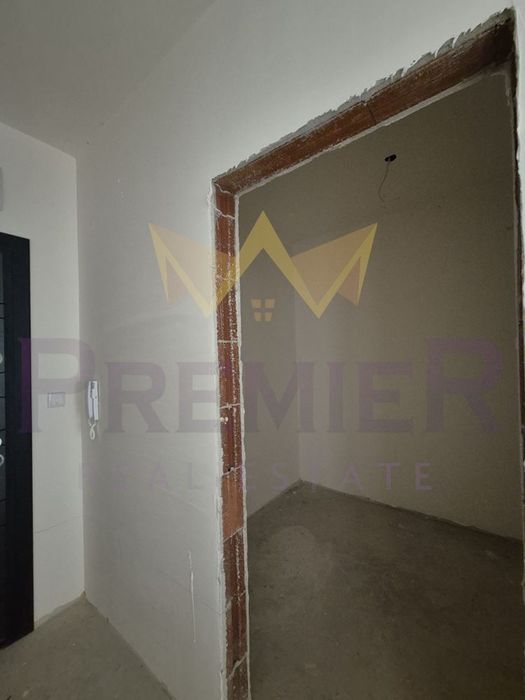 Продава се Тристаен апартамент в Бургас, Меден рудник - зона Д - 129 кв.м за 560 €/кв.м - Снимка #8