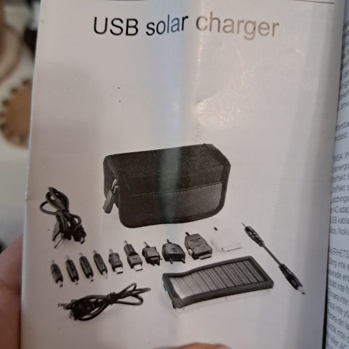 încărcător solar USB