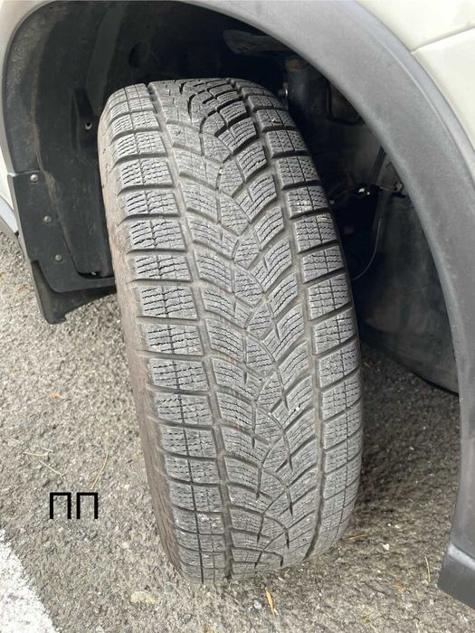 Goodyear UltraGrip Ice Gen-1 225/60 R17 103T