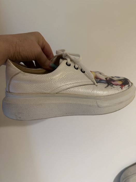 Pantofi Marilyn Monroe