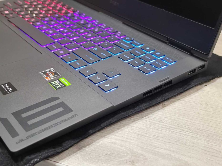 HP OMEN 16, 16.1", Windows 11 Home, AMD Ryzen™ 7, 16GB RAM, 1TB SSD, NVIDIA® GeForce RTX™ 3060