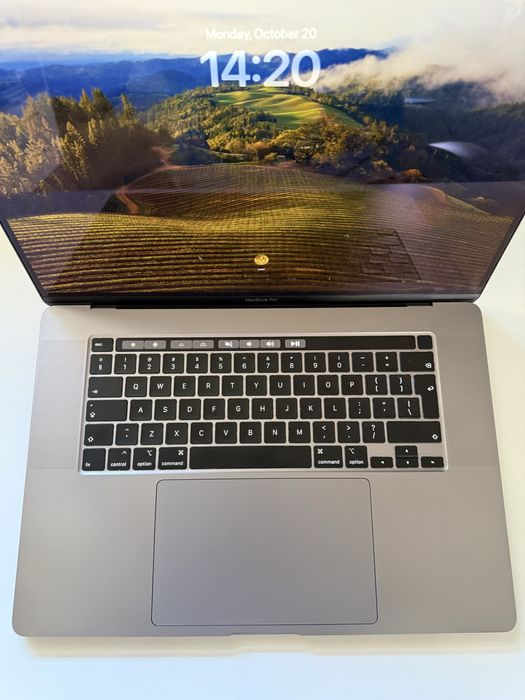 macbook pro 15 2019 • Anunturi gratuite • OLX.ro