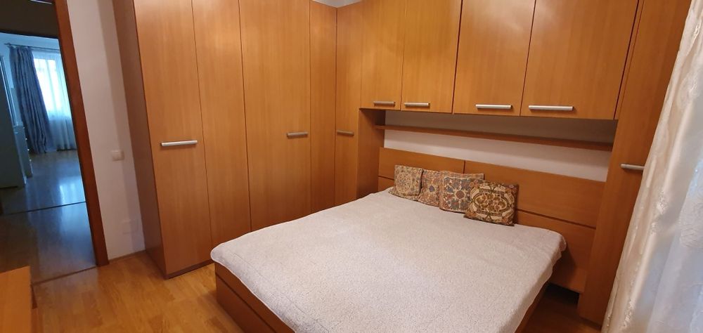 Închiriez apartament 3 camere sector 2 Vatra Luminoasa