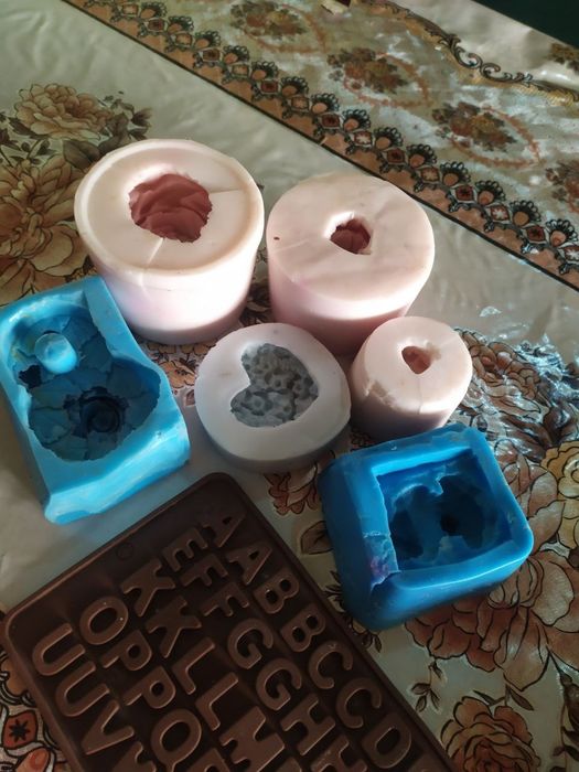 Slikon qoliplar sovun va mastika uchun mo'ljallangan yangi iwlatilmaga