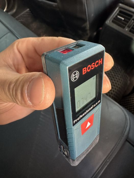 Лазерный дальномер Bosch Professional GLM 20