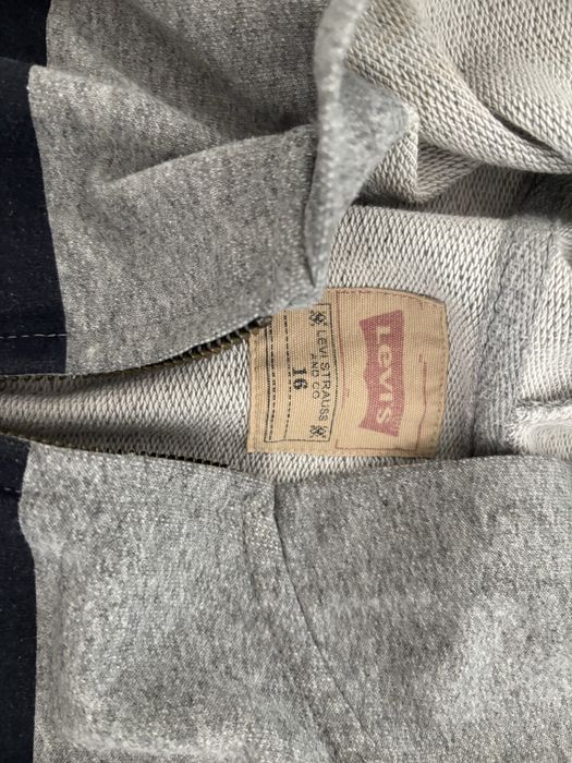 Levi’s суичър с цип