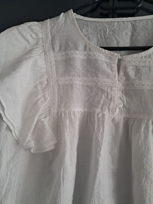 Дамски ризи М/Л размер