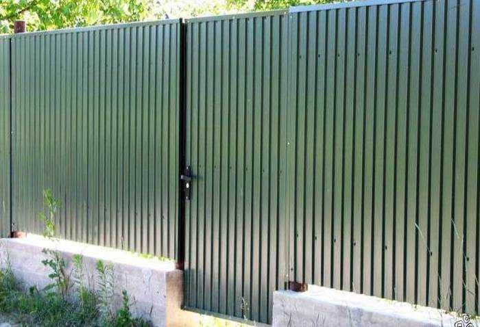 Garduri din panou stil jaluzele, sipca metalica, tabla si alte modele