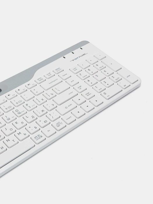 Беспроводной набор (клавиатура с мышью) A4Tech FB2535C (ICY WHITE) 1.4