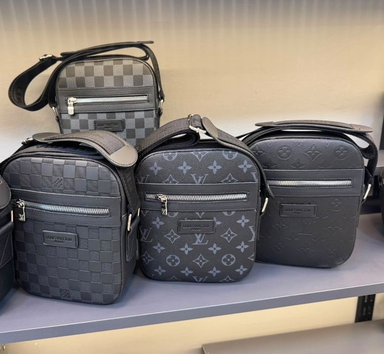 Louis Vuitton чанта;