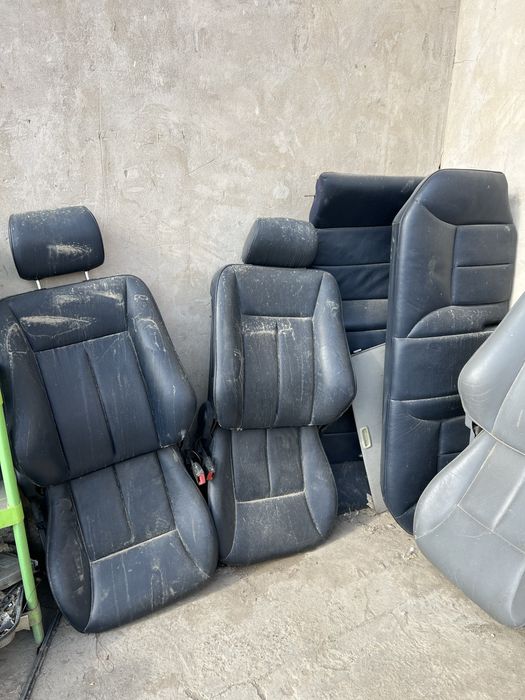 Кожанный сиденье Мерс 210