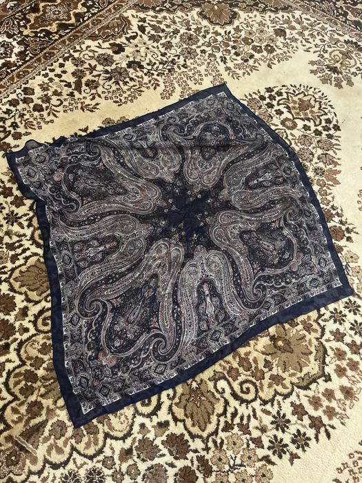 Квадратни шалове