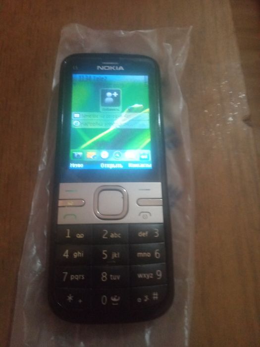Продаю телефон нокиа C5 00 орегенал
