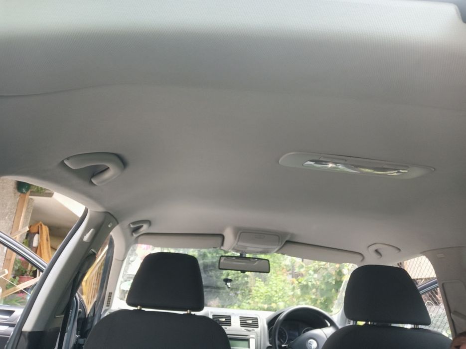 Претапициране на автомобилни тавани и седалки.