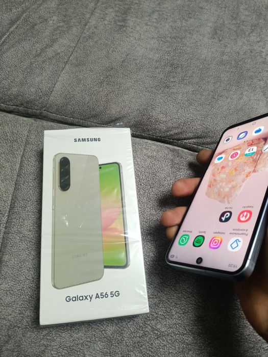 Самсунг Галакси а 56