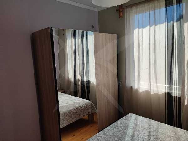 Дава се под наем Тристаен апартамент в Пловдив, Каменица 2 - 82 кв.м за 518.67 € - Снимка #3