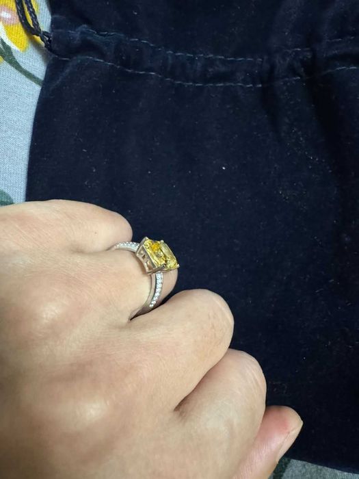 Продам кольцо серебро