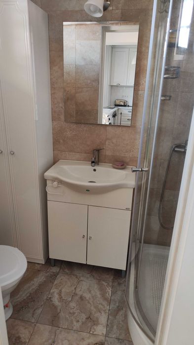 Dau in chirie apartament cu 2 camere frumos si luminos, ultracentral Oradea, str. Magheru, langa Facultatea de Drept