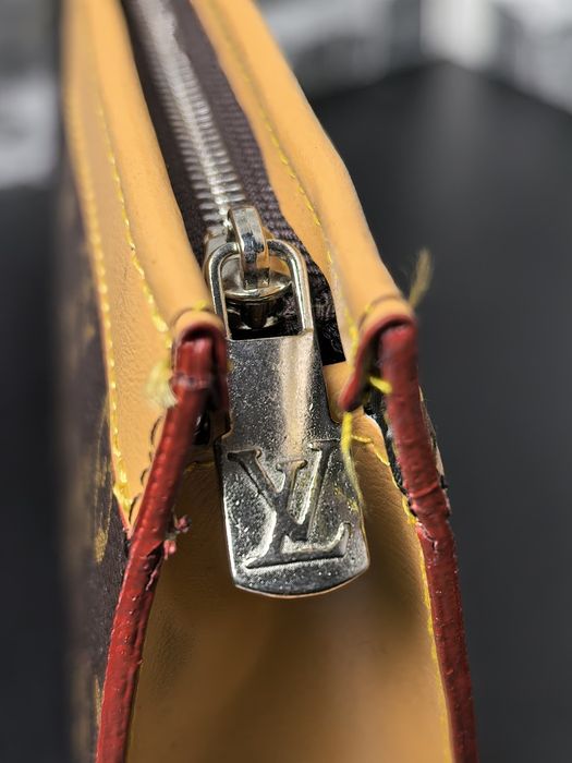 Luis Viton чанта тип плик