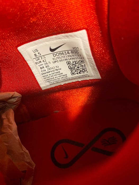 Kyrie 8 Infinity
