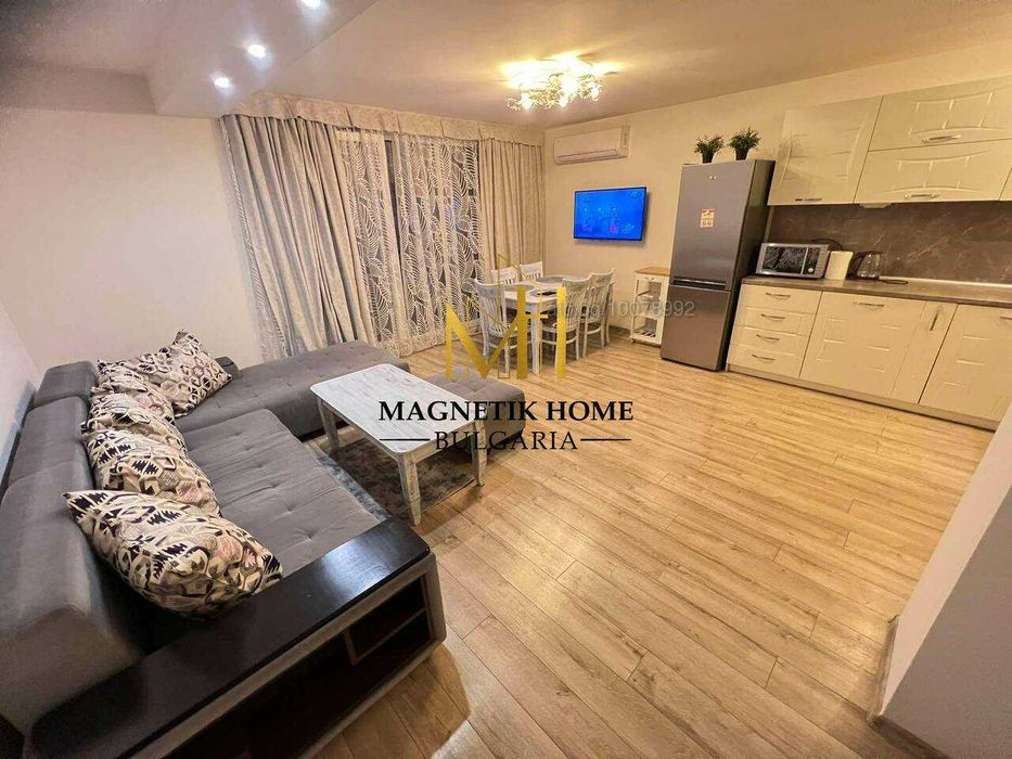 Дава се под наем Тристаен апартамент в Бургас, Център - 101 кв.м за 663 € - Снимка #13