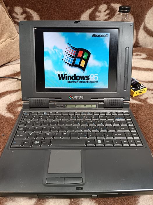 Laptop gateway 2000 solo