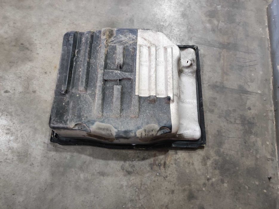 Cuva suport roata volkswagen passat b6 b7 cc 3c cod 3c0813114d