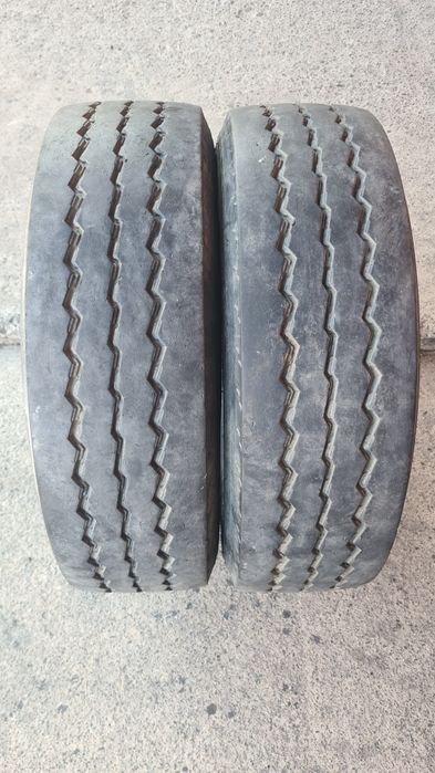 2 anvelope vara Pirelli 205/65/17,5