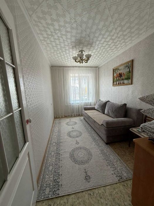 продам 4комнатную квартиру