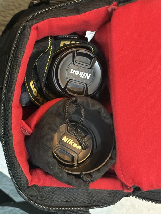 Vand Nikon D3400 + Trepied Hama + Obiectiv 55-200