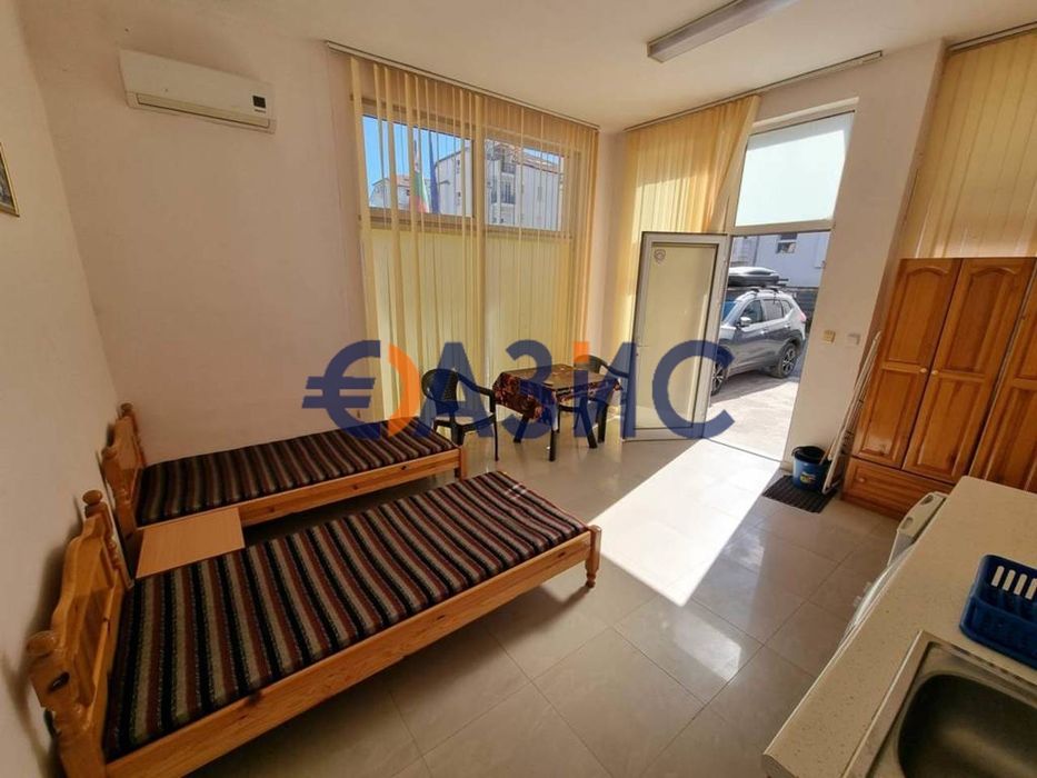 Продава се Двустаен апартамент в к.к. Слънчев бряг - 70 кв.м за 528 €/кв.м - Снимка #8