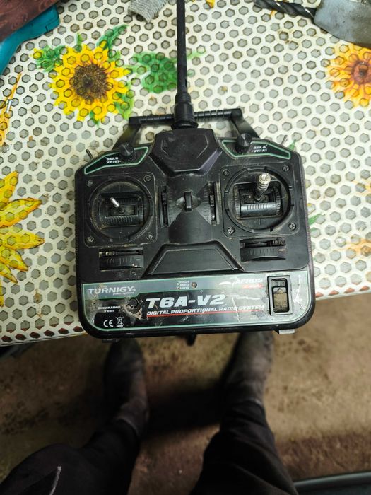 Лодка за захранка и риболов