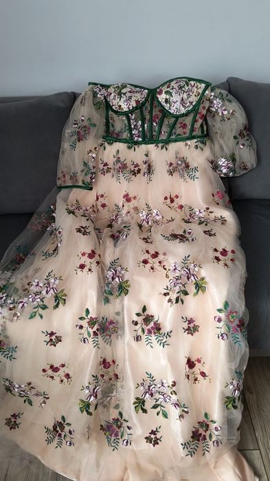 Rochie pentru ocazii speciale deosebit de frumoasă