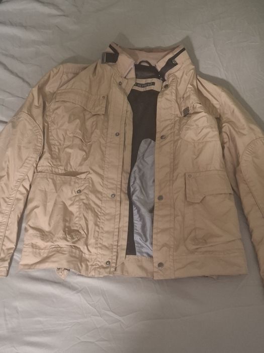 Продавам дамски якета