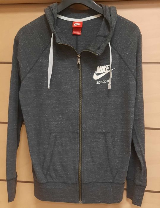 Nike-Дамски Cуичър