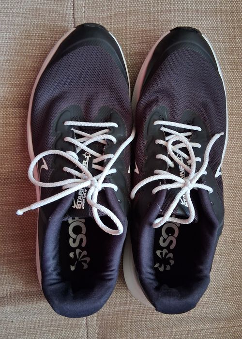 Дамски маратонки Nike