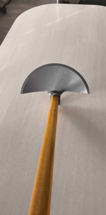 Мотика за градина