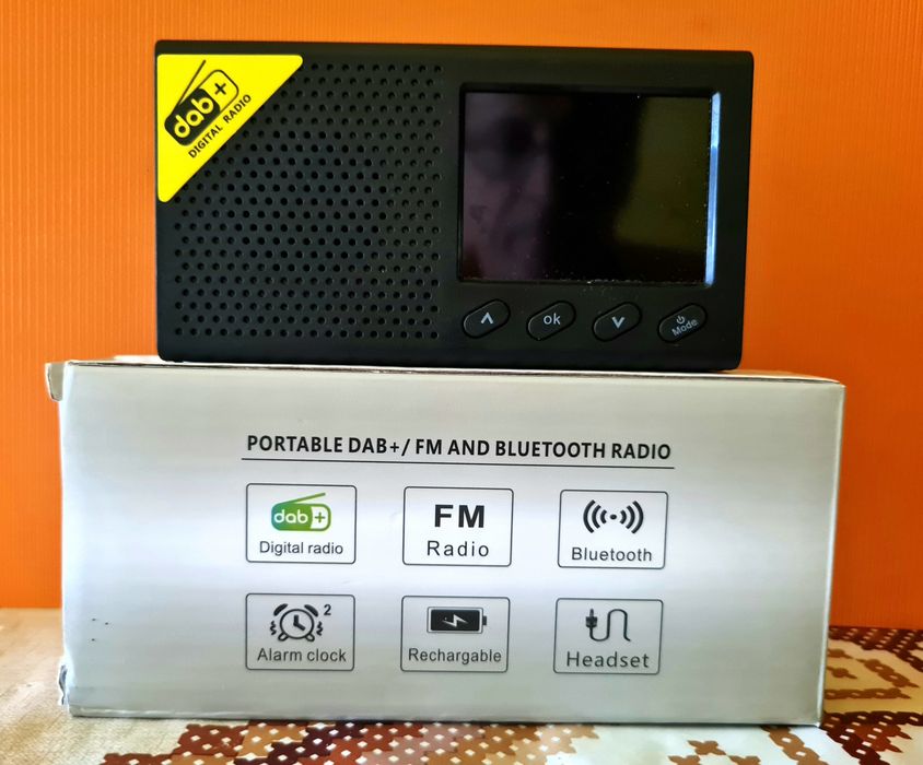 Radio portabil numeric DAB+