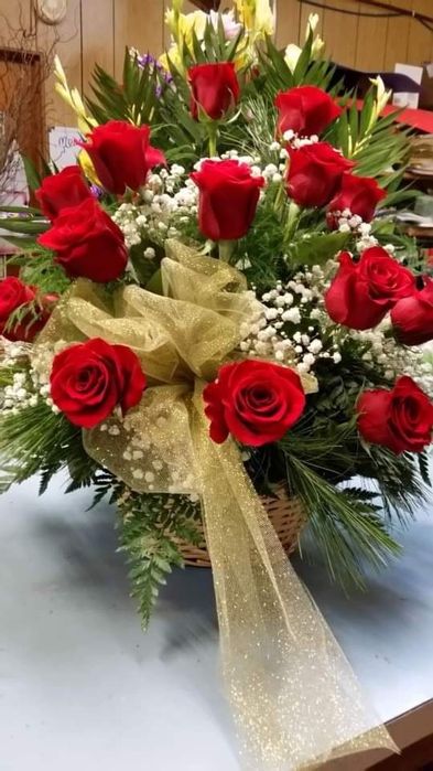 Цветя, букети, аранжировки, венци в град Пещера