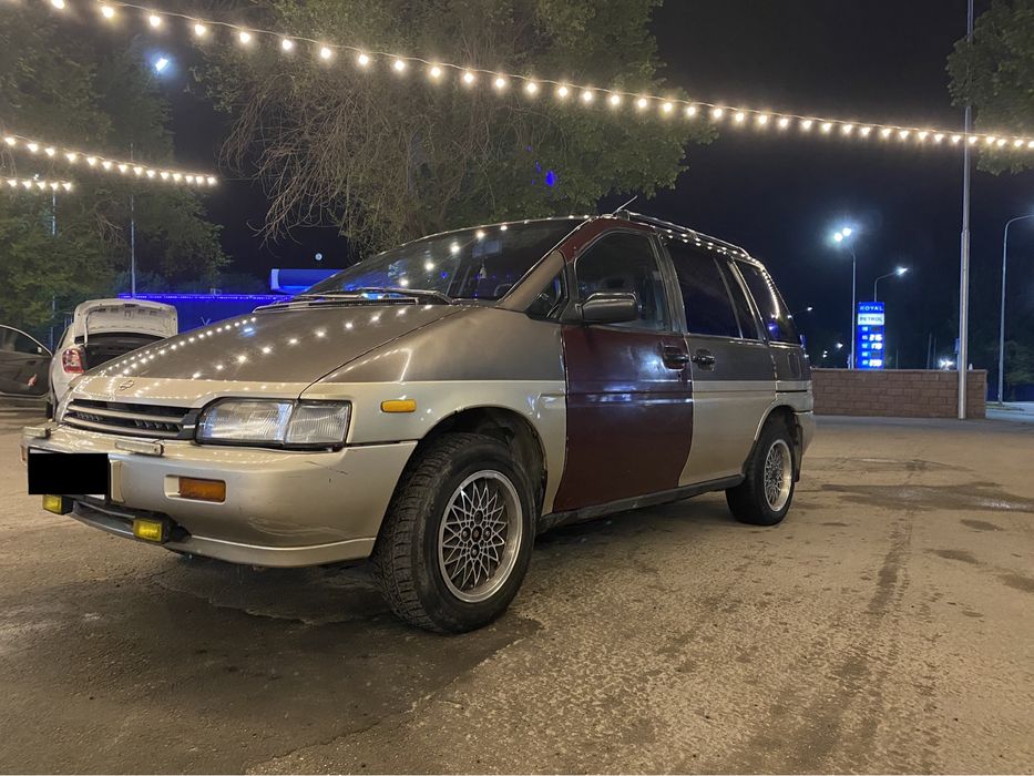 Ниссан прерия 1992